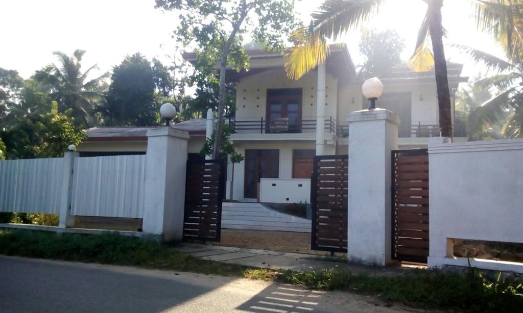 The Breeze Pinnawala Exterior foto